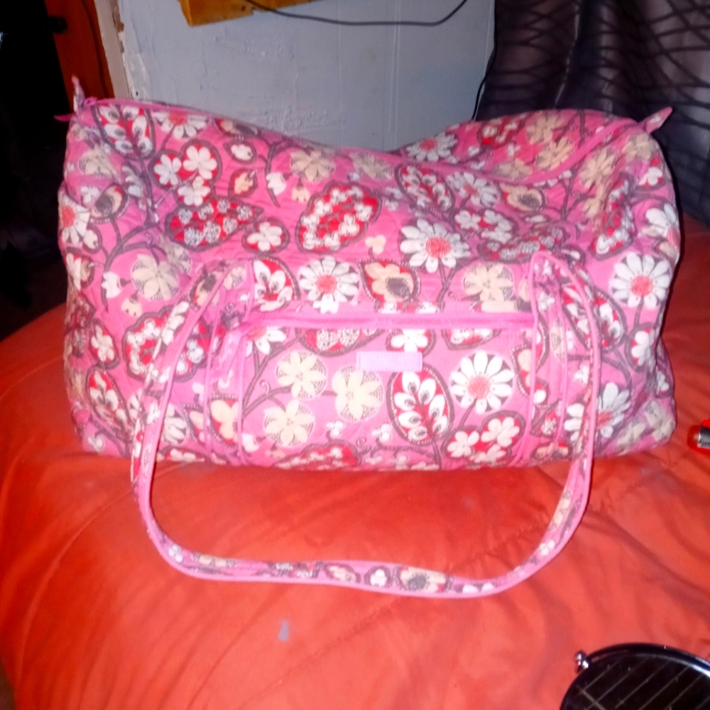 Vera Bradley Large Duffel travel bag Pink Swirls - Picture 2 of 3
